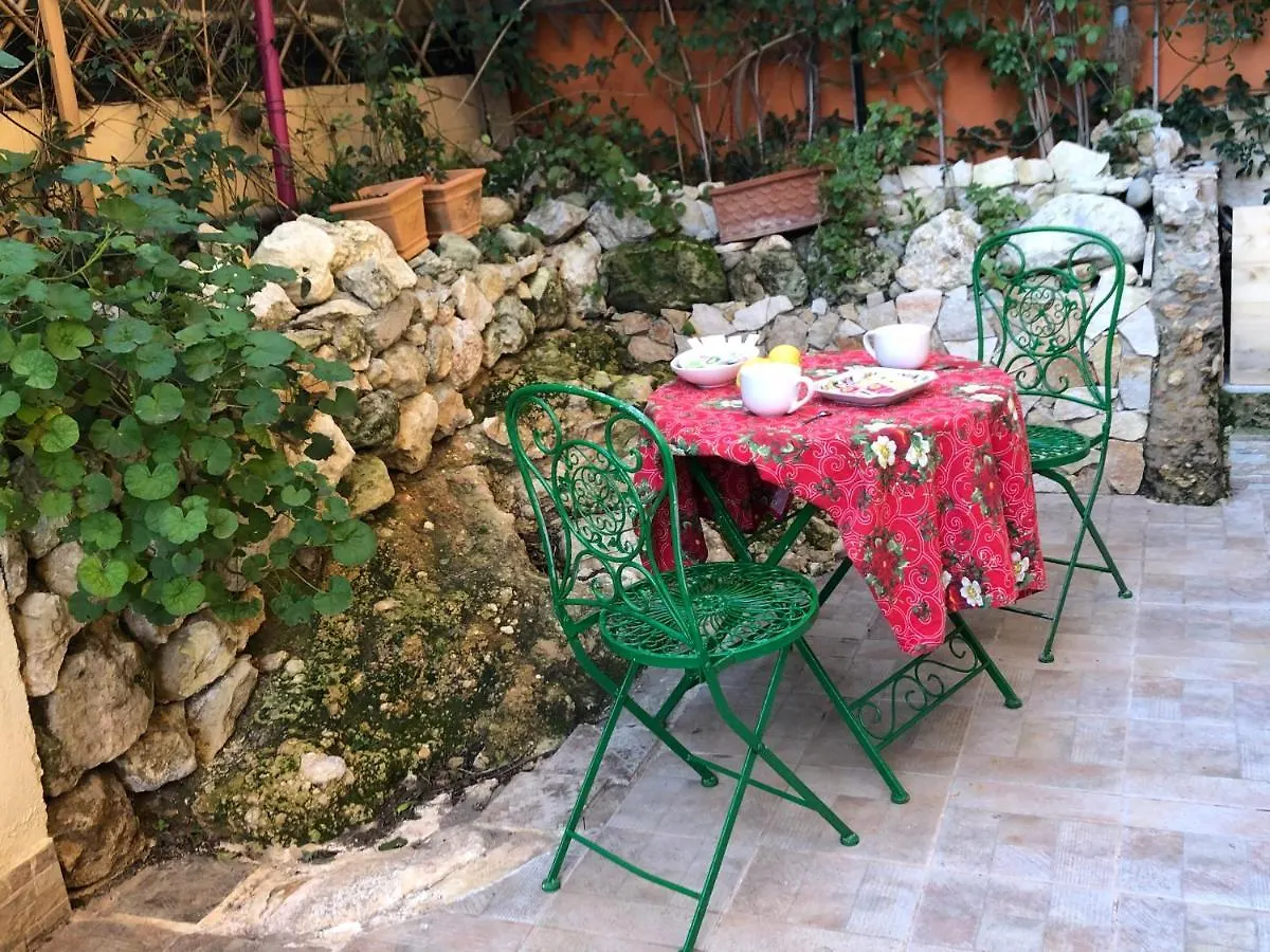 Arenada Private Rooms And Apartment Sud Cagliari