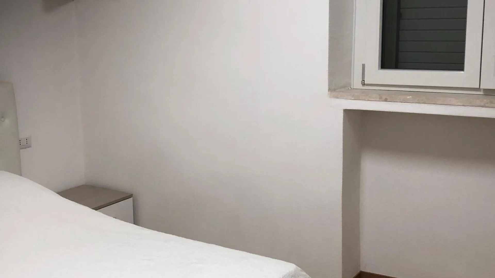 Arenada Private Rooms And Apartment Sud Cagliari